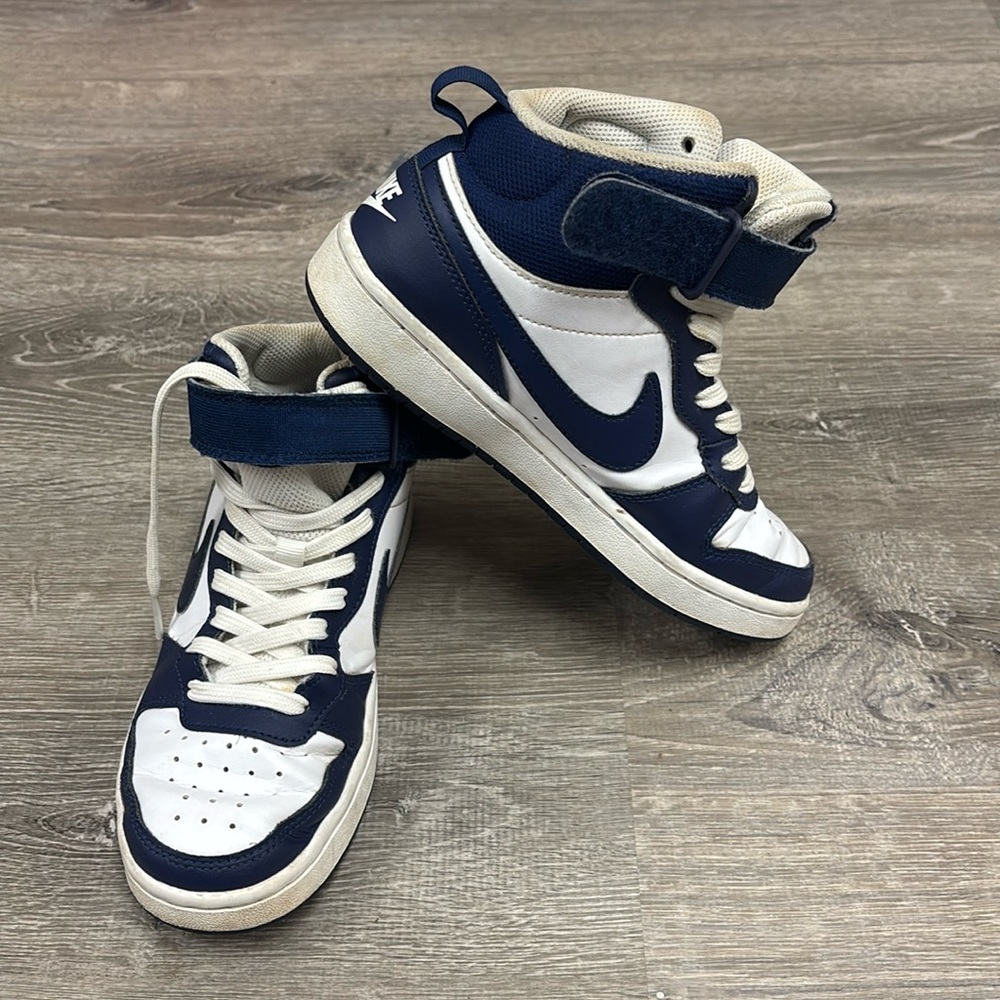 Nike high top kid sneakers… adorable!